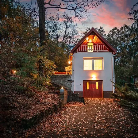 édenkert Villa *